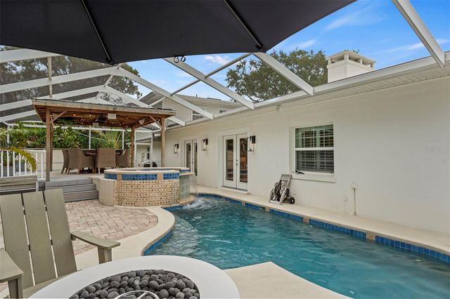 480 W DAVIS BOULEVARD, Tampa, FL 33606