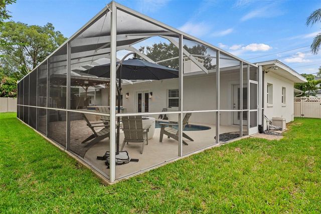 480 W DAVIS BOULEVARD, Tampa, FL 33606