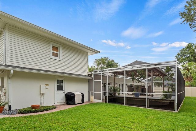480 W DAVIS BOULEVARD, Tampa, FL 33606