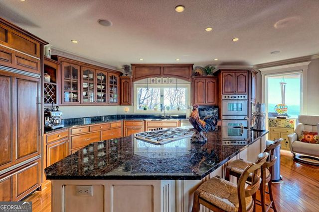 1212 Double Knob Drive E, Hayesville, NC 28904