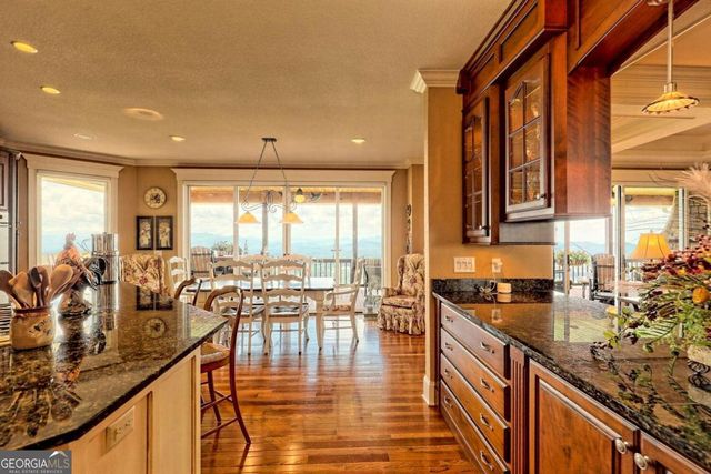 1212 Double Knob Drive E, Hayesville, NC 28904