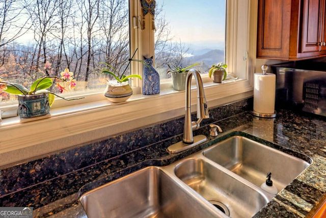 1212 Double Knob Drive E, Hayesville, NC 28904