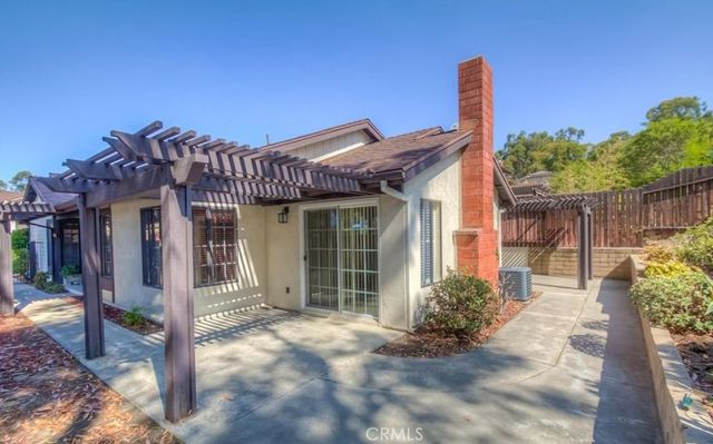 2100 Sunny Ridge Place, Fullerton, CA 92833