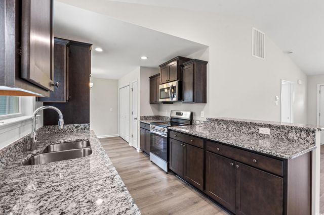 201 Gray Owl Dr., Conway, SC 29527