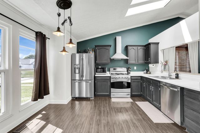 4378 Charleston Ridge Court, Grove City, OH 43123