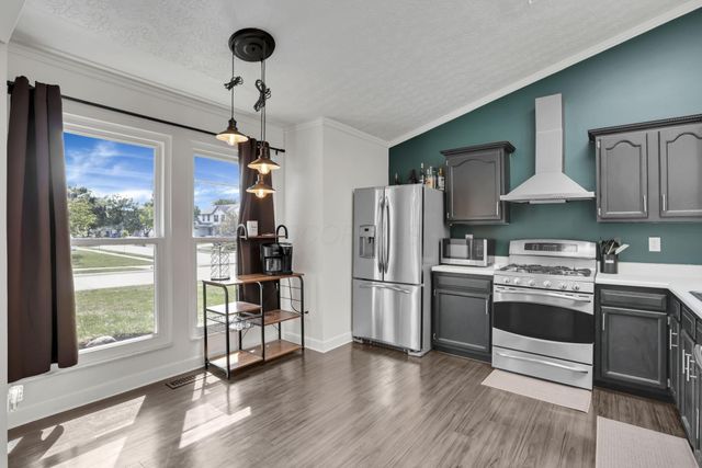 4378 Charleston Ridge Court, Grove City, OH 43123