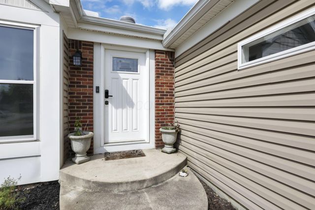 4378 Charleston Ridge Court, Grove City, OH 43123