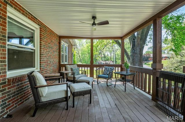 281 S 9th Street, East Alton, IL 62024