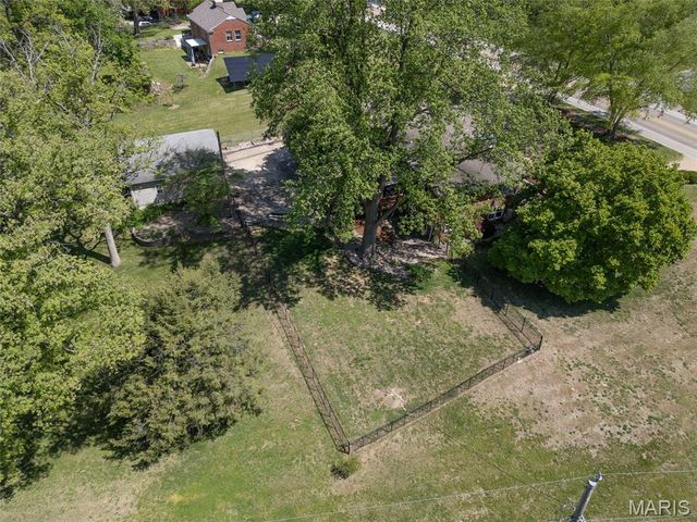 281 S 9th Street, East Alton, IL 62024