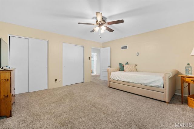 281 S 9th Street, East Alton, IL 62024