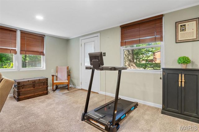 281 S 9th Street, East Alton, IL 62024