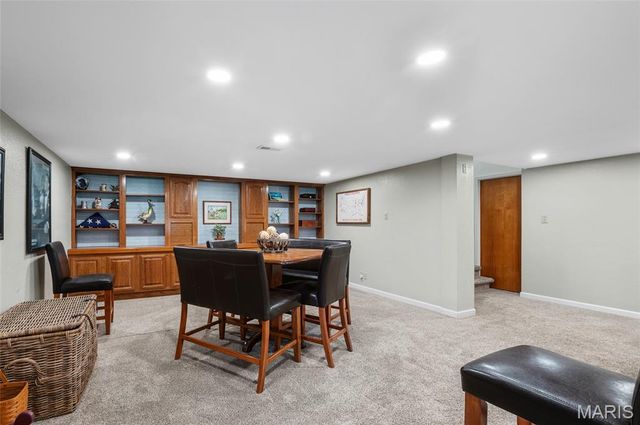 281 S 9th Street, East Alton, IL 62024