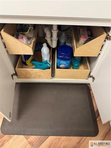 1409 Cedar Village Boulevard 1409, East Brunswick, NJ 08816