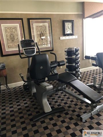 1409 Cedar Village Boulevard 1409, East Brunswick, NJ 08816