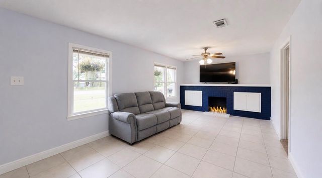 708 Grafton Street, La Marque, TX 77568