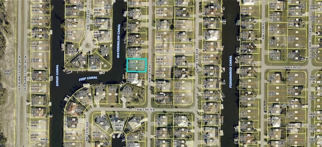 Image 4 of property listing at 512 NW 38th PL, Cape Coral, FL 33993