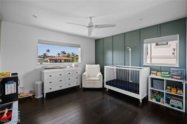 266 Egret AVE, Naples, FL 34108