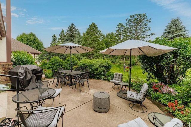 1035 Oakwood LANE, Brookfield, WI 53045