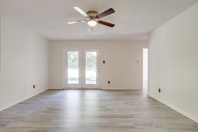 1104 Julie Street, Weatherford, TX 76086