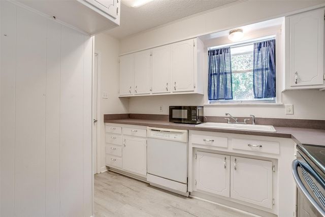 1104 Julie Street, Weatherford, TX 76086