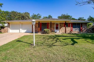 1104 Julie Street, Weatherford, TX 76086
