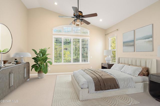 921 Ellesmere Way, Oak Park, CA 91377