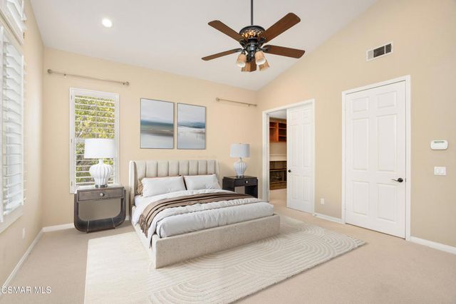 921 Ellesmere Way, Oak Park, CA 91377