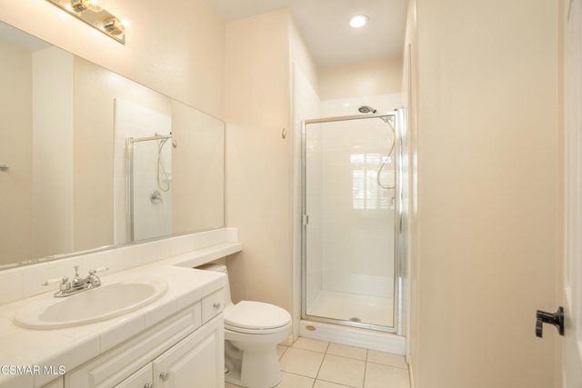 921 Ellesmere Way, Oak Park, CA 91377