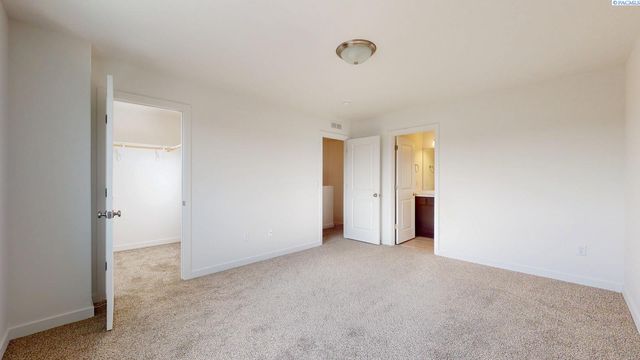 4738 W Quinault Place, Kennewick, WA 99336