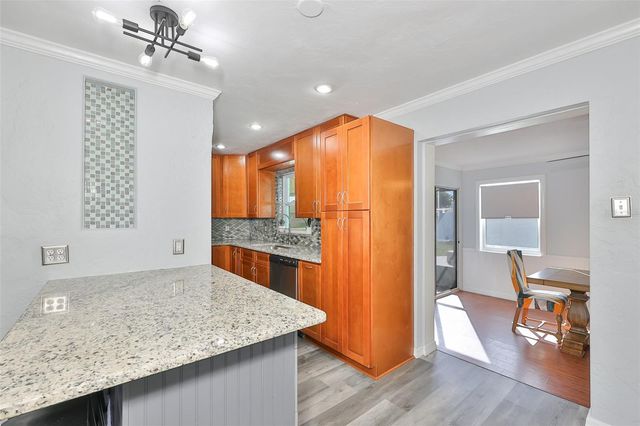 6023 FAUNA LANE, Apollo Beach, FL 33572