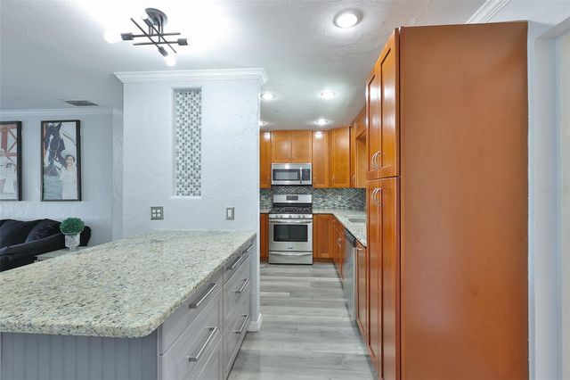 6023 FAUNA LANE, Apollo Beach, FL 33572