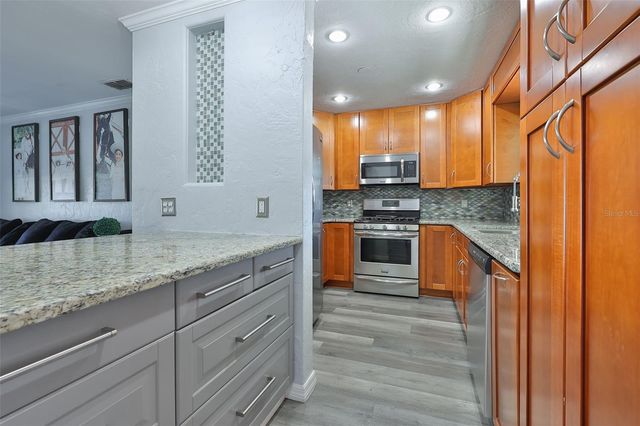 6023 FAUNA LANE, Apollo Beach, FL 33572