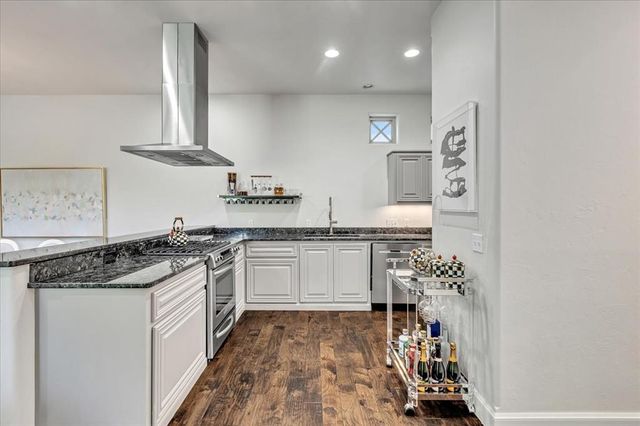 3119 Spring Willow Road 36, Oklahoma City, OK 73116