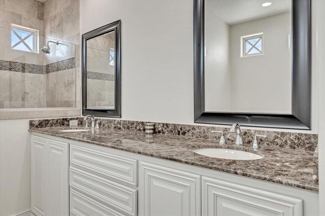 3119 Spring Willow Road 36, Oklahoma City, OK 73116