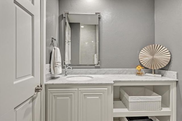 3119 Spring Willow Road 36, Oklahoma City, OK 73116