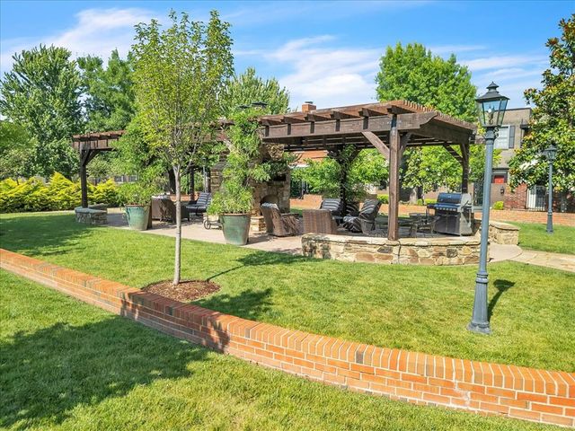 3119 Spring Willow Road 36, Oklahoma City, OK 73116