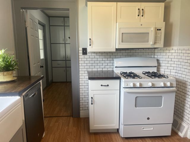 109 MILES Avenue, Girard, PA 16417