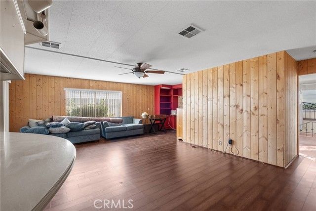 4095 Fruit Street 852, La Verne, CA 91750