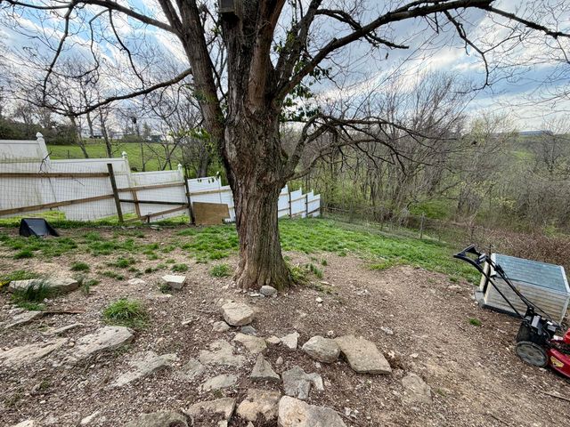 118 Corlis Avenue, Brooksville, KY 41004