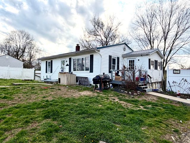 118 Corlis Avenue, Brooksville, KY 41004