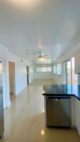 8227 Crespi Boulevard 4, Miami Beach, FL 33141