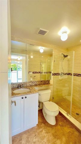 8227 Crespi Boulevard 4, Miami Beach, FL 33141