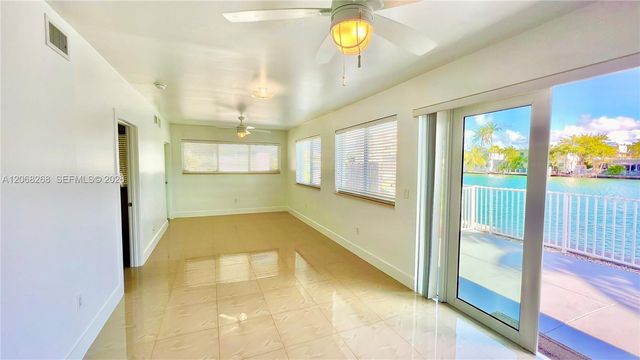8227 Crespi Boulevard 4, Miami Beach, FL 33141