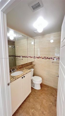 8227 Crespi Boulevard 4, Miami Beach, FL 33141