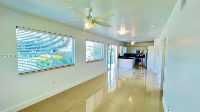 8227 Crespi Boulevard 4, Miami Beach, FL 33141