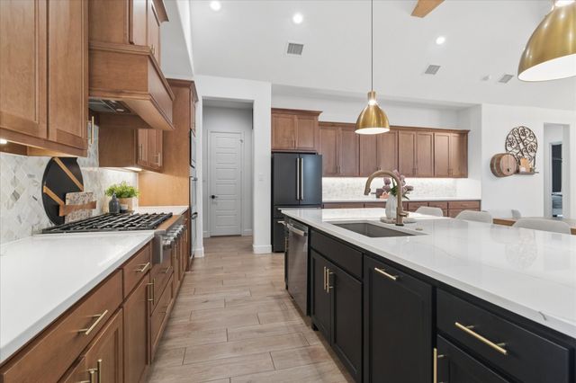 582 Broadleaf Way, Haslet, TX 76052