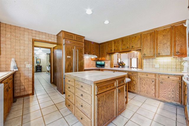 11 N Sandpiper St, Wichita, KS 67230