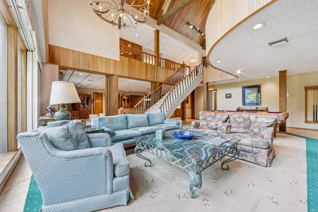 11 N Sandpiper St, Wichita, KS 67230