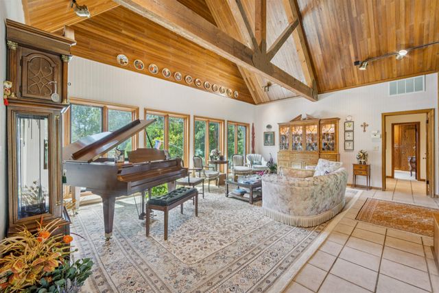 11 N Sandpiper St, Wichita, KS 67230