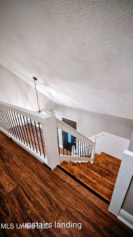 151 E Eagle Ridge Drive, Florence, MS 39073